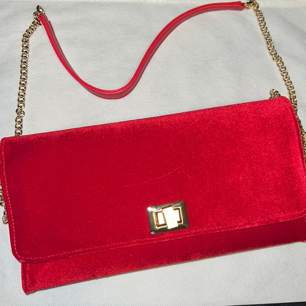 Red velvet purse with gold chain